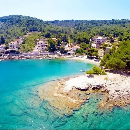 Sea View Above Beach On Paradise Island Solta Near Split Apartment Stomorska