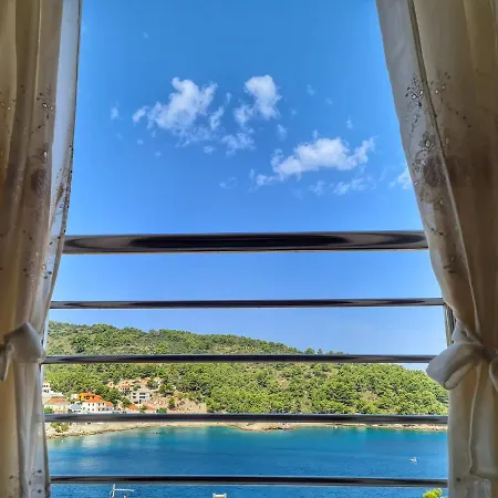 Apartment Sea View Above Beach On Paradise Island Solta Near Split Stomorska